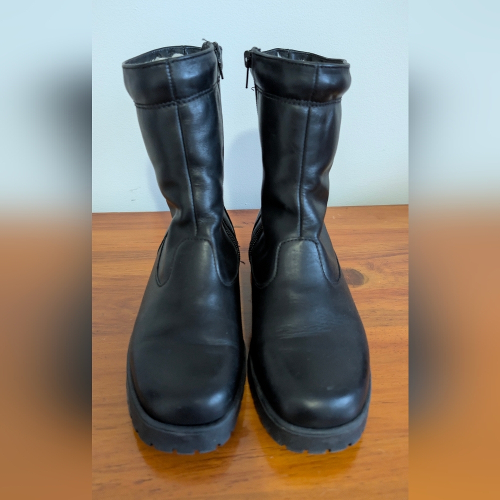 Naturalizer Women's Black Ankle Boots